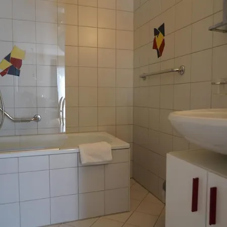 Appartamento Fee-rien Appartement-fewo- Bad- Wc 6-bettwohnung By Interhome Saas-Fee